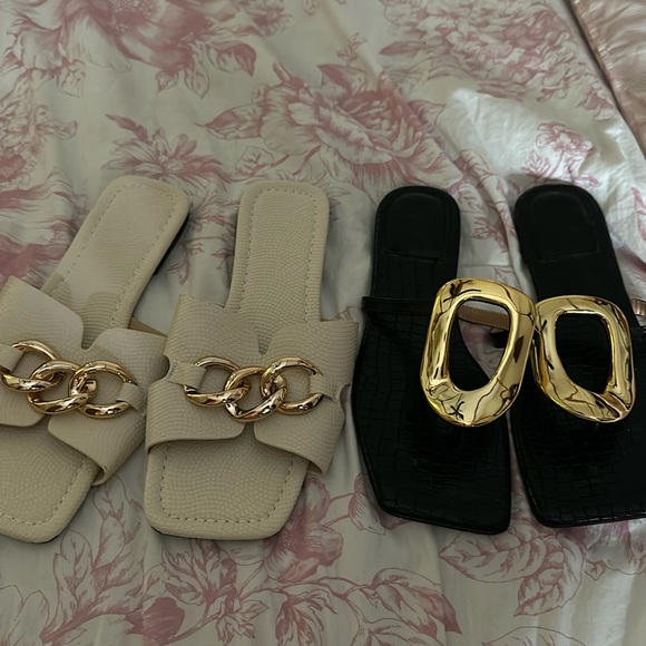 Snake Skin Gold Flip Flops - Picture 1 of 2